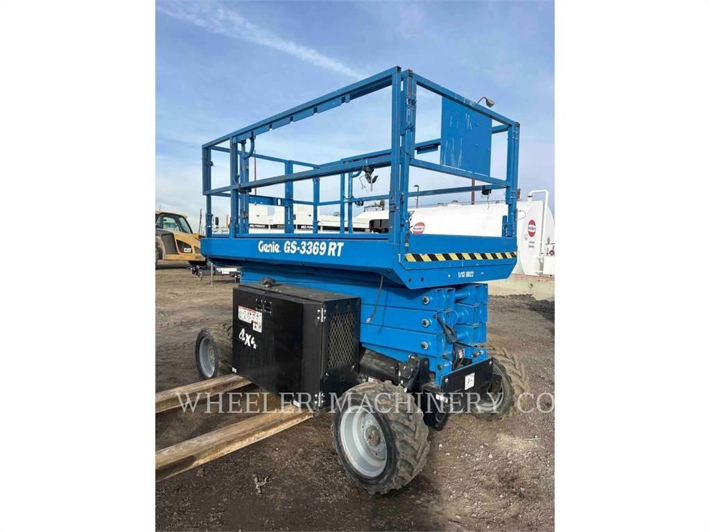 Genie GS3369 RT 가위형 리프트