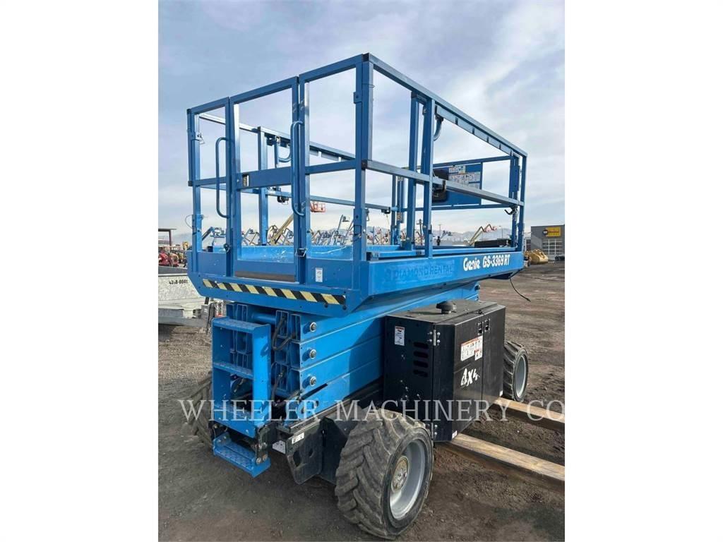 Genie GS3369 RT 가위형 리프트