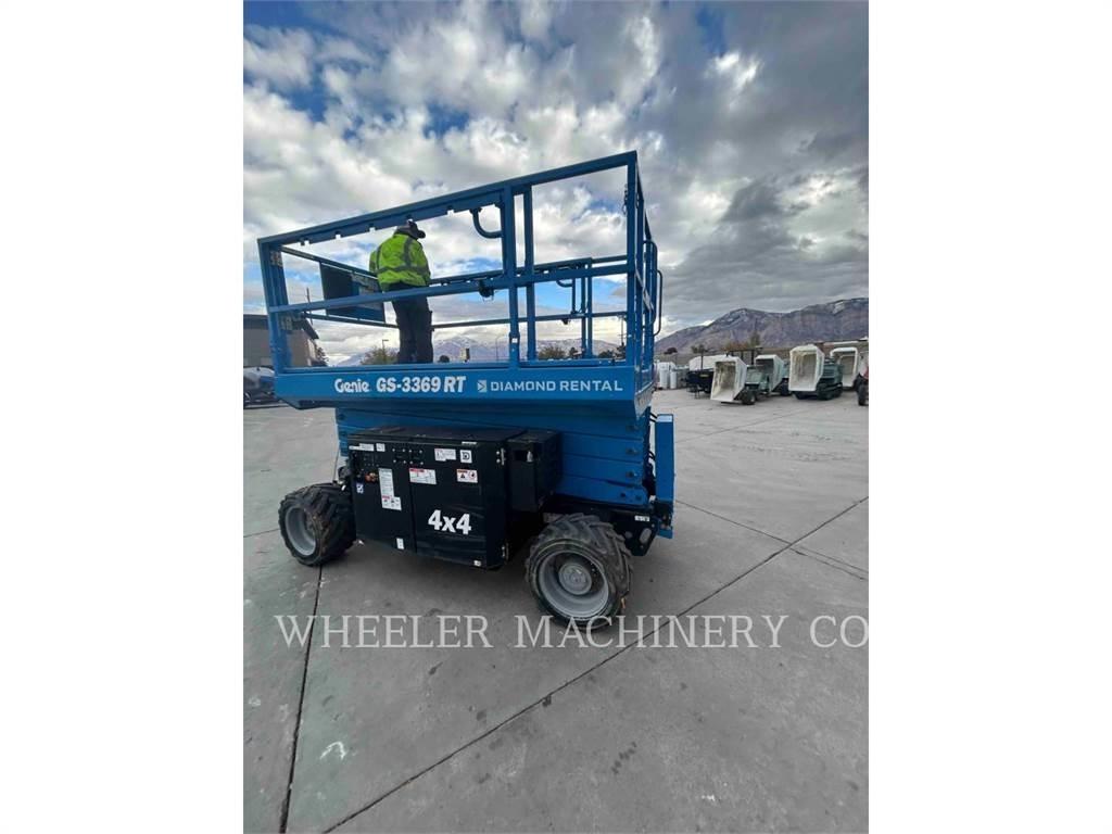 Genie GS3369 RT 가위형 리프트