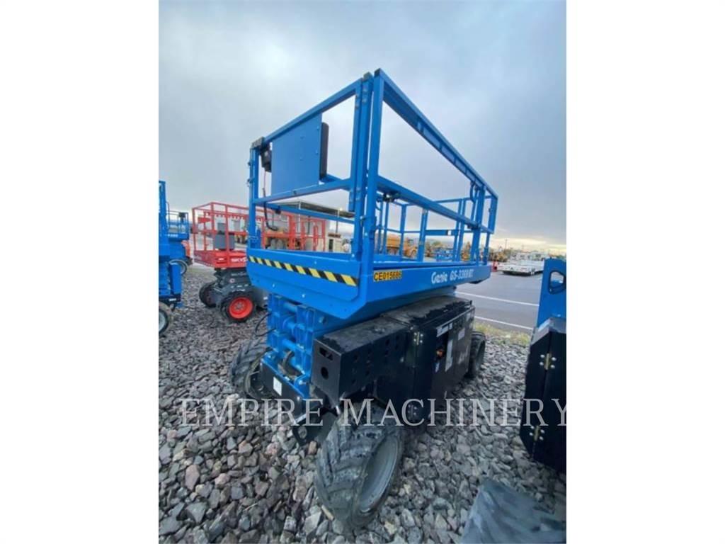 Genie GS3369 RT 관절형 전동이동 리프트