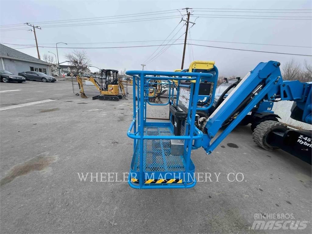 Genie GS4390 RT 가위형 리프트