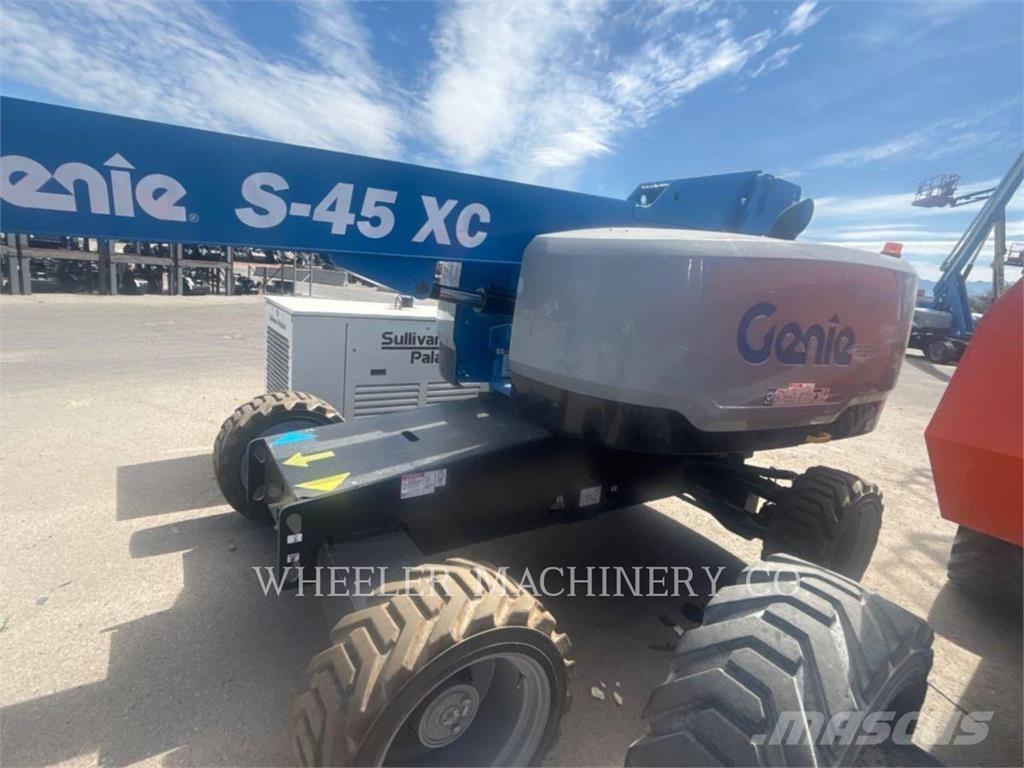 Genie S45XC SP 관절형 전동이동 리프트