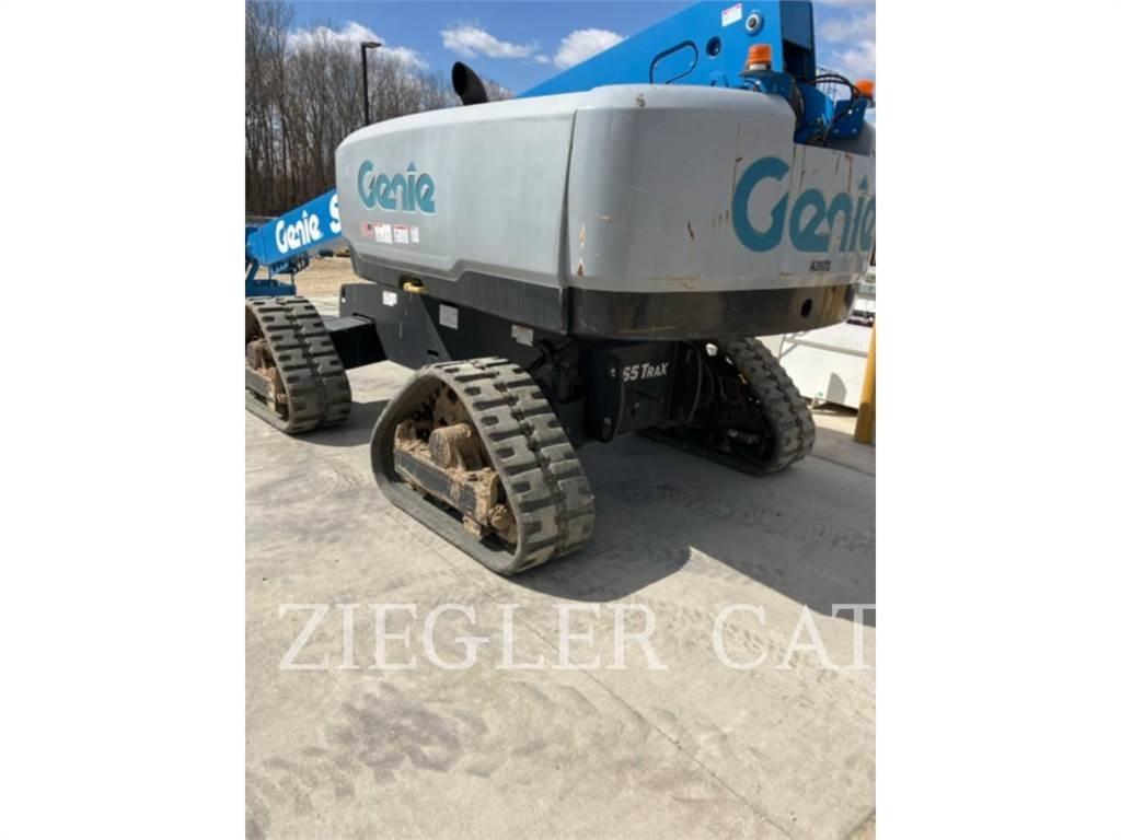 Genie S65TRAX 관절형 전동이동 리프트