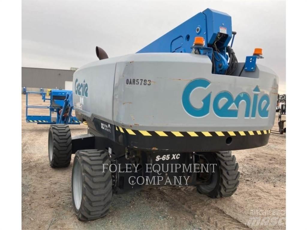 Genie S65XCD4W 관절형 전동이동 리프트