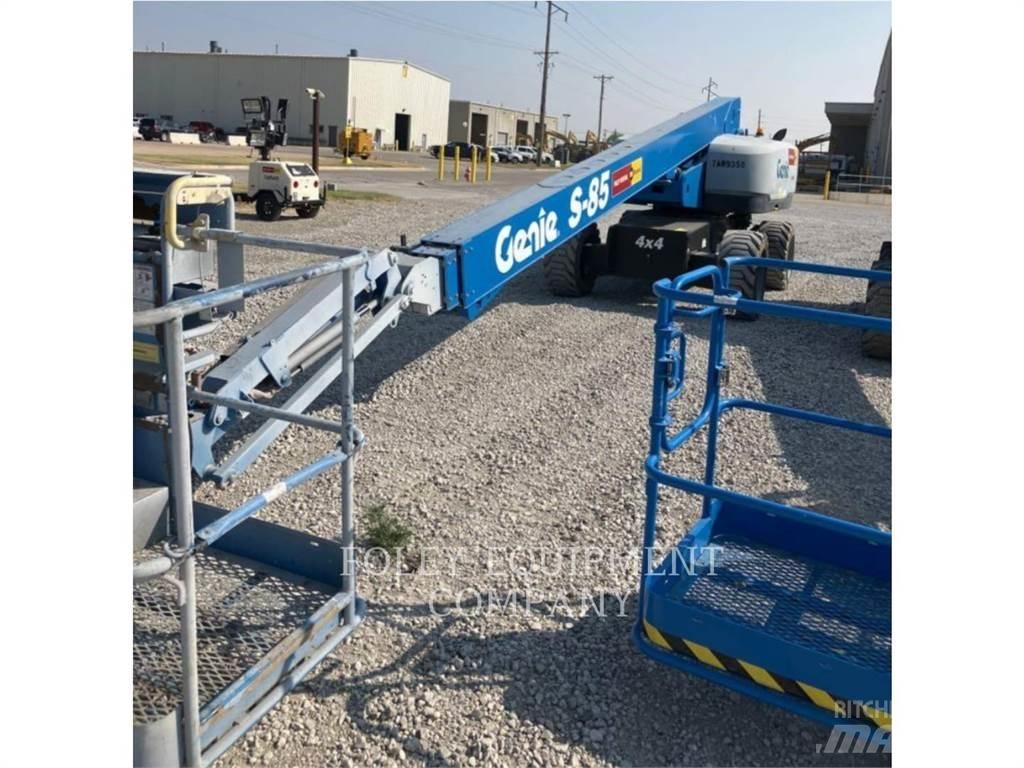 Genie S85D4W 관절형 전동이동 리프트