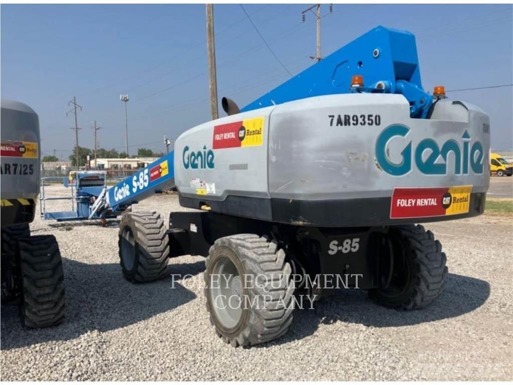 Genie S85D4W 관절형 전동이동 리프트