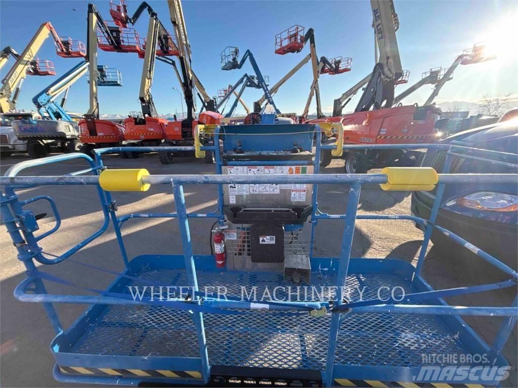 Genie S85XC 관절형 전동이동 리프트