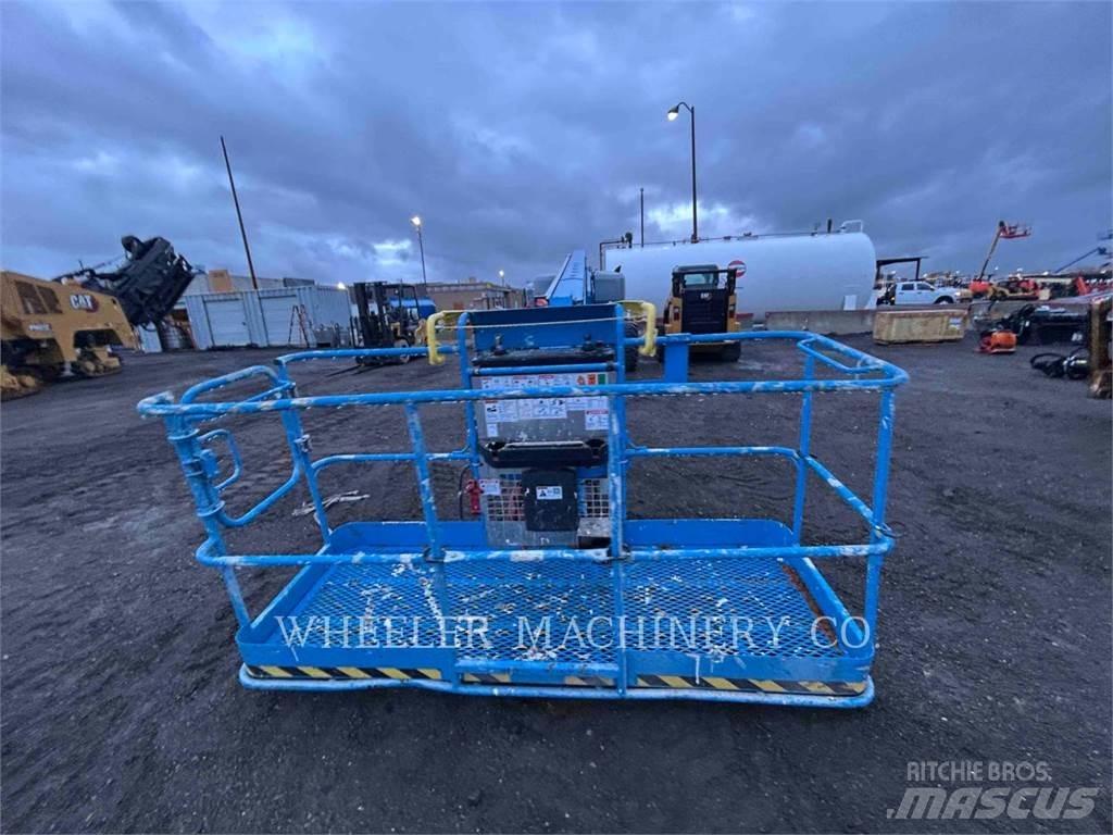 Genie S85XC 관절형 전동이동 리프트