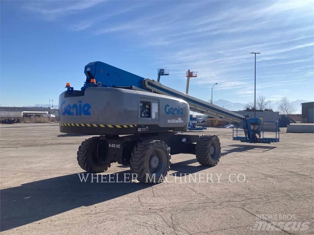 Genie S85XC 관절형 전동이동 리프트