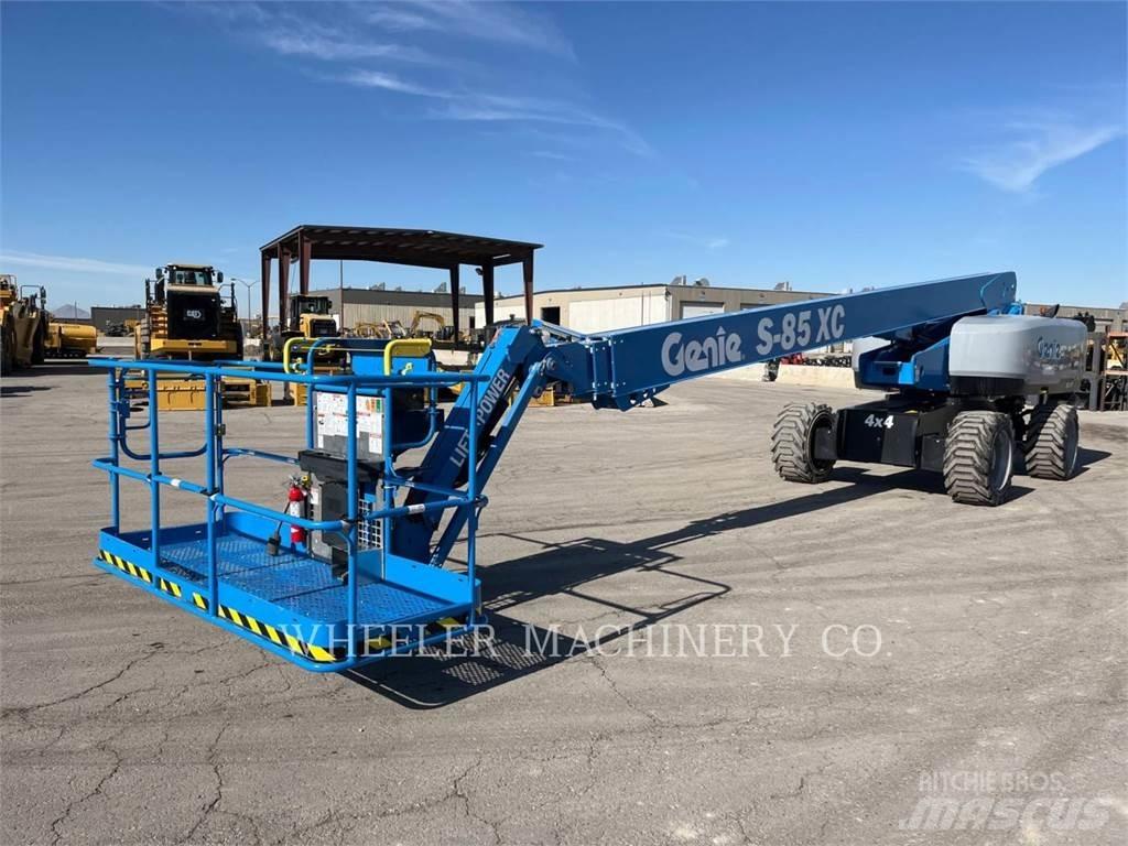 Genie S85XC 관절형 전동이동 리프트