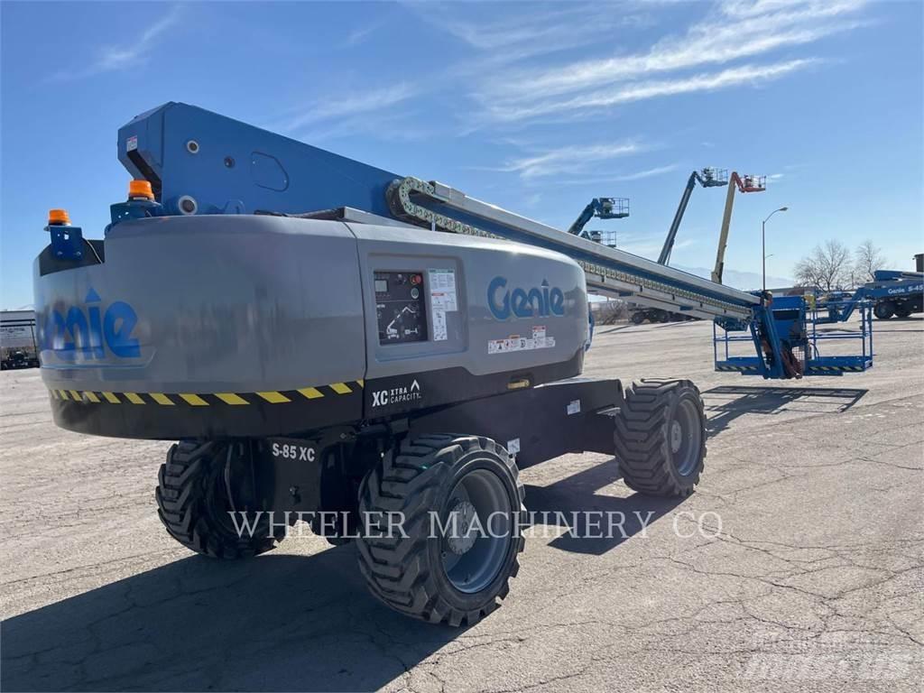 Genie S85XC 관절형 전동이동 리프트