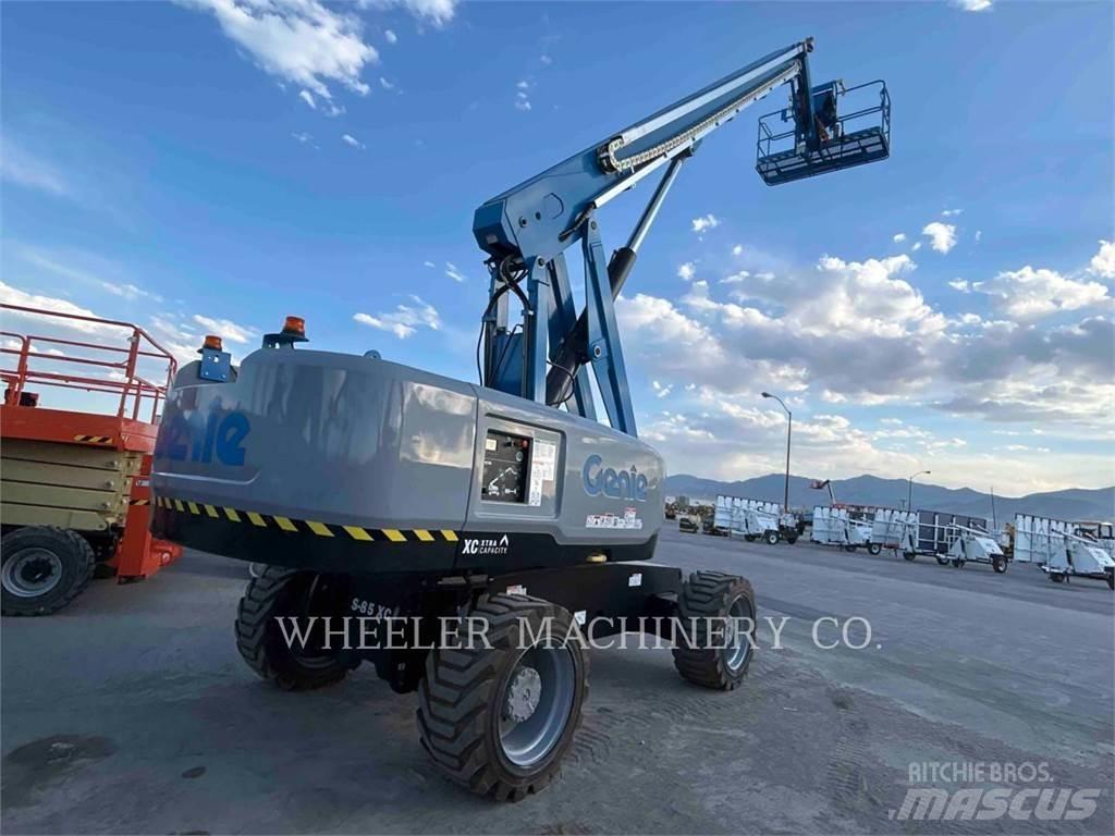 Genie S85XC SP 관절형 전동이동 리프트