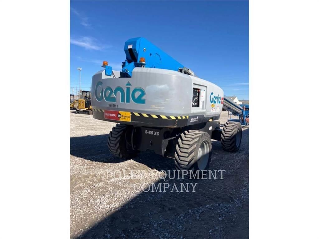 Genie S85XCD4W 관절형 전동이동 리프트