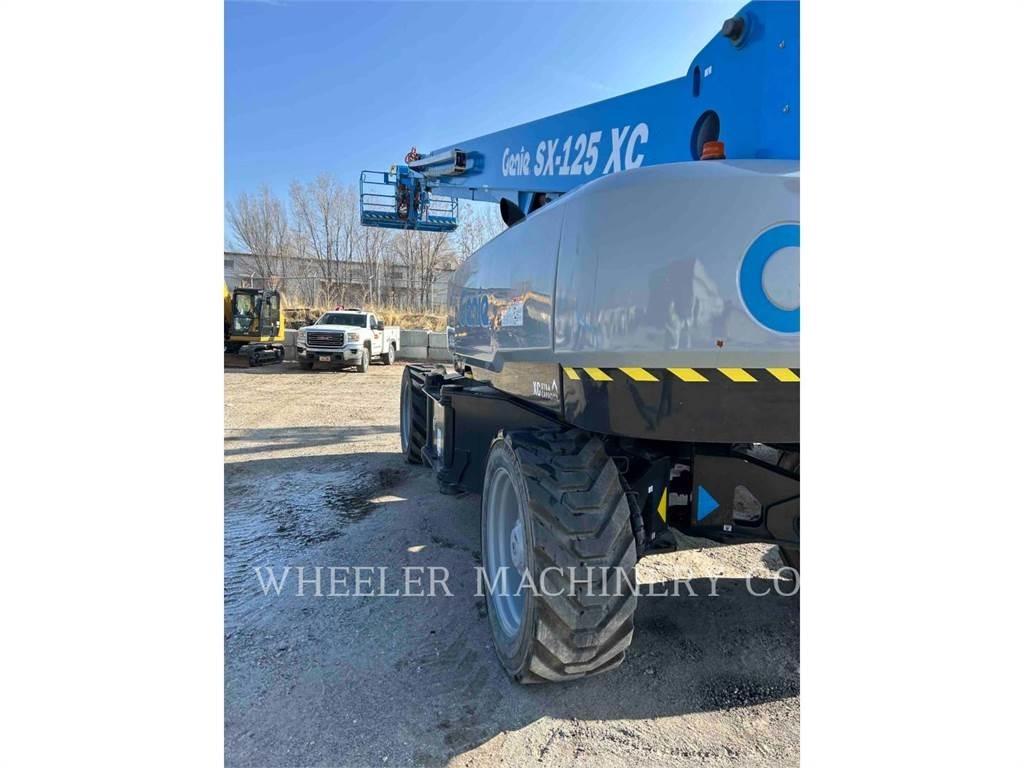 Genie SX125XC 관절형 전동이동 리프트