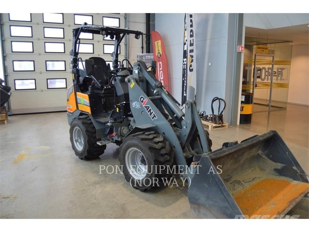 Giant G2200 E  휠로우더