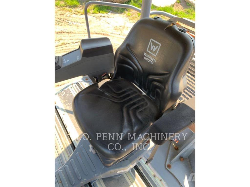 Hamm HD120I 토양 다짐기