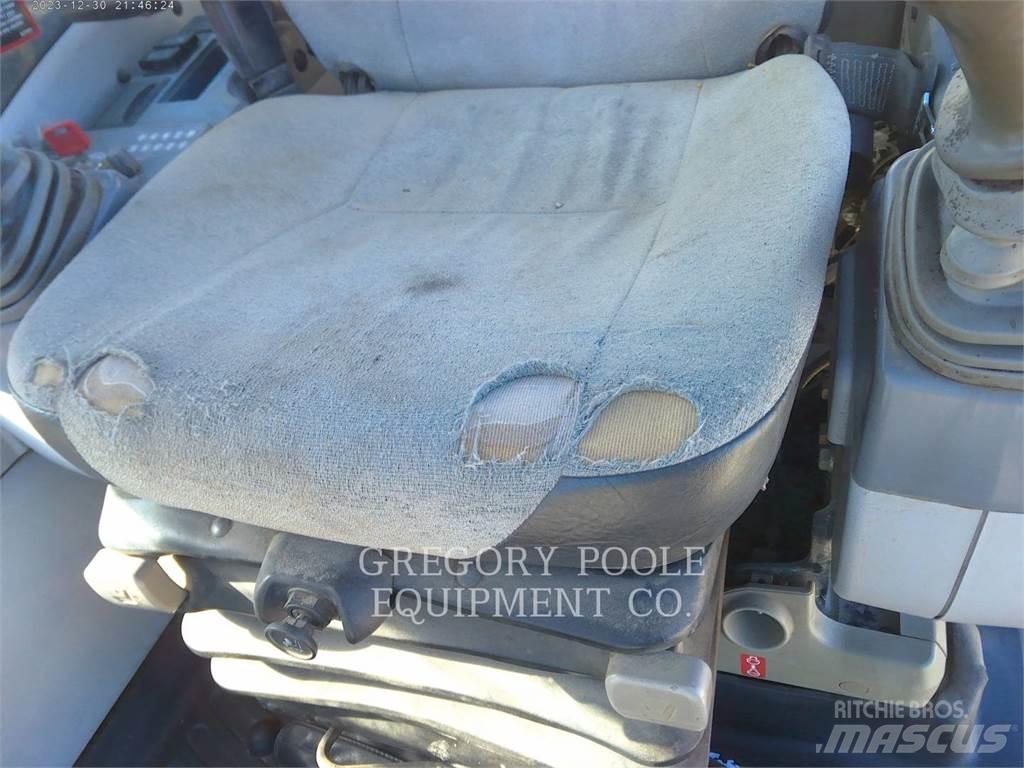 Hitachi 210LC 대형 굴삭기 29톤 이상