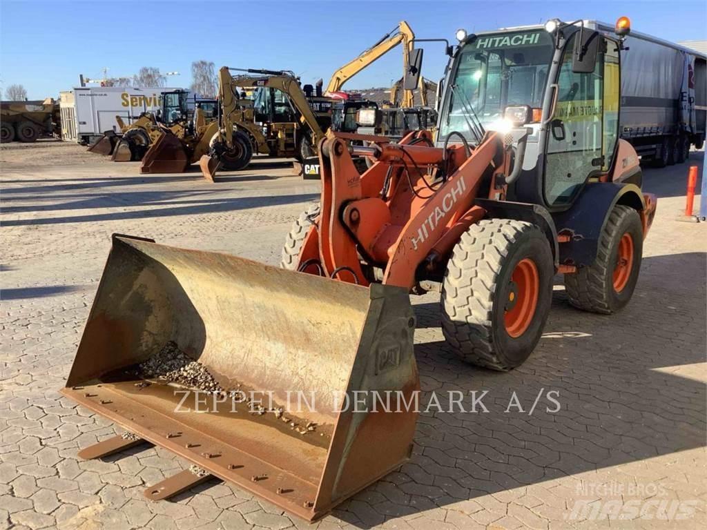 Hitachi ZW95  휠로우더