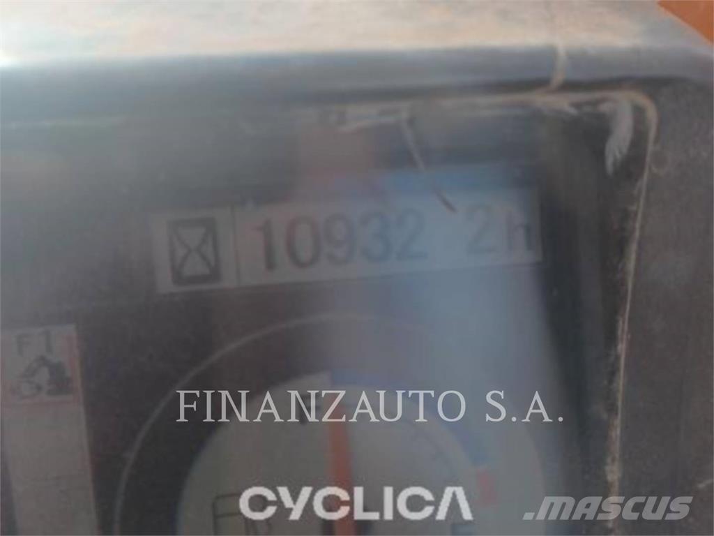 Hitachi ZX210 대형 굴삭기 29톤 이상