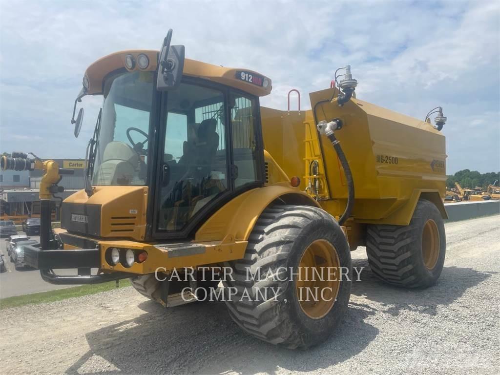 Hydrema HYD 912HM 탱커 트럭
