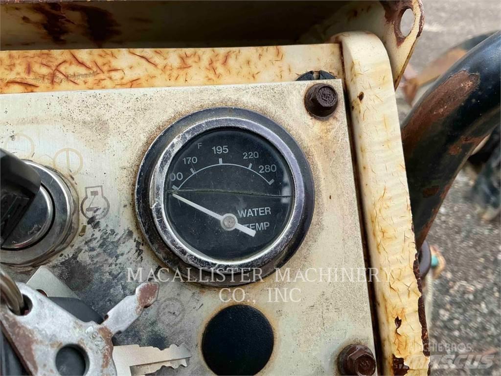 Ingersoll Rand SD70 싱글 드럼 롤러