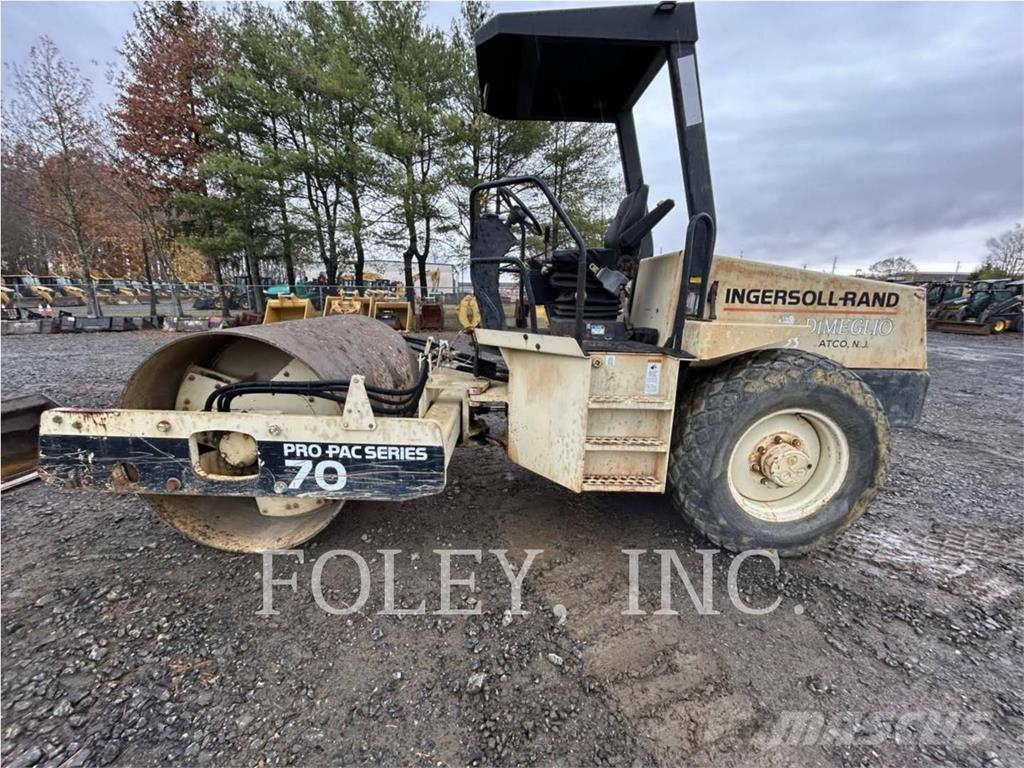 Ingersoll Rand SD70 싱글 드럼 롤러