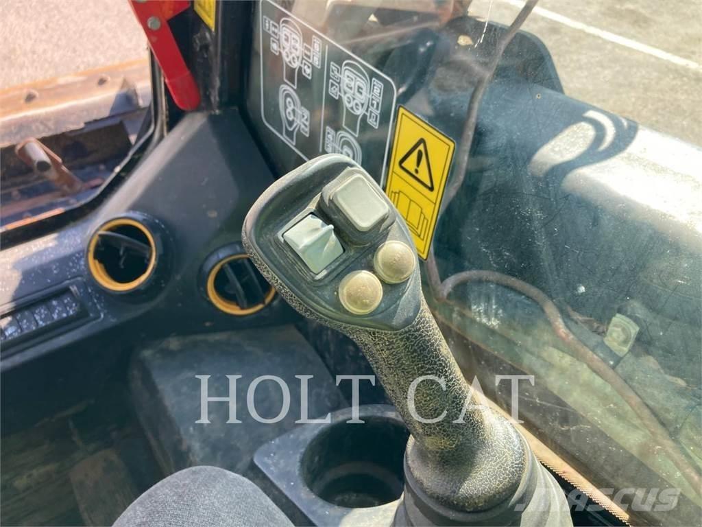 JCB 270T 궤도식 로우더