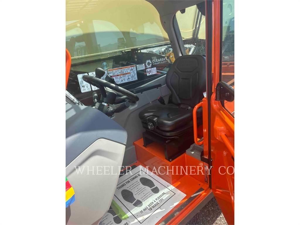 JLG 1055 텔러 핸들러