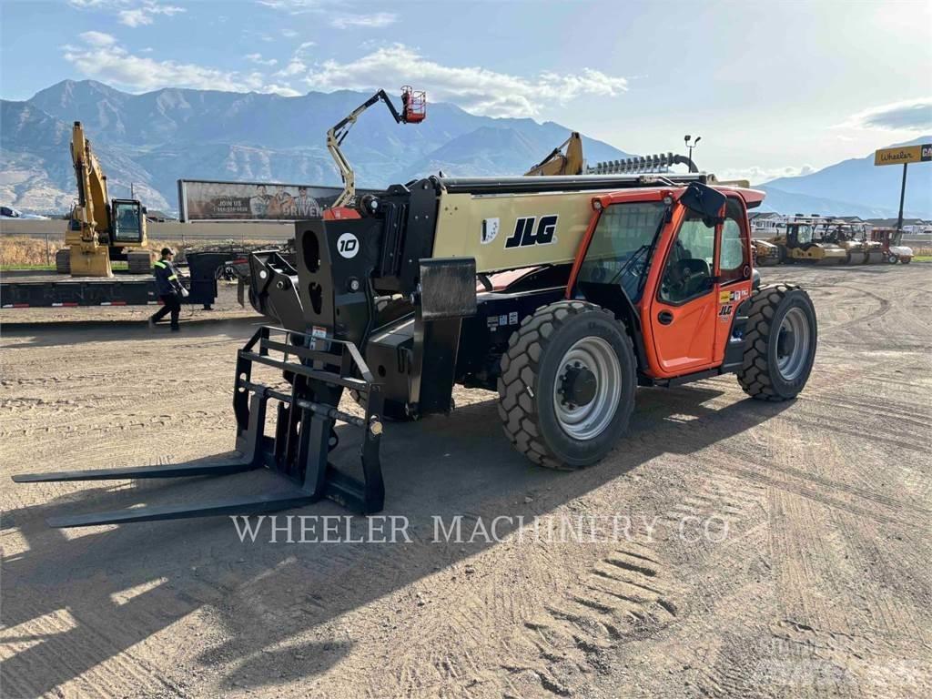 JLG 1055 텔러 핸들러