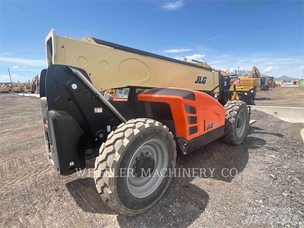 JLG 1055 텔러 핸들러