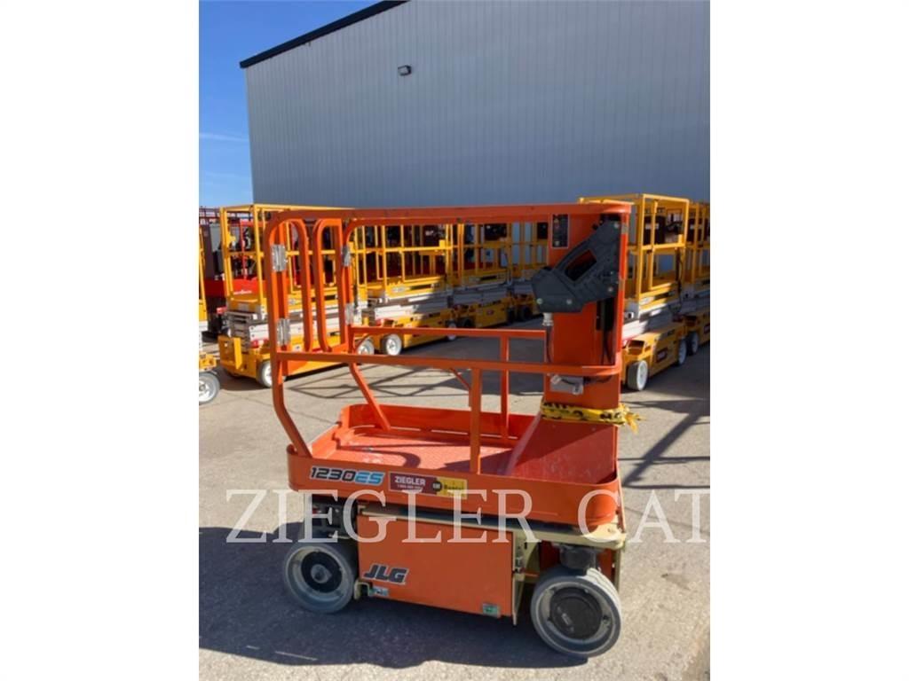 JLG 1230ES 가위형 리프트