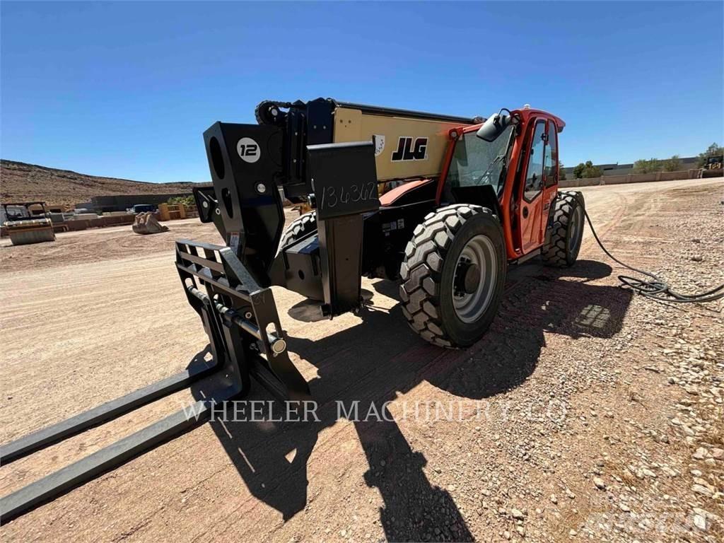 JLG 1255 텔러 핸들러