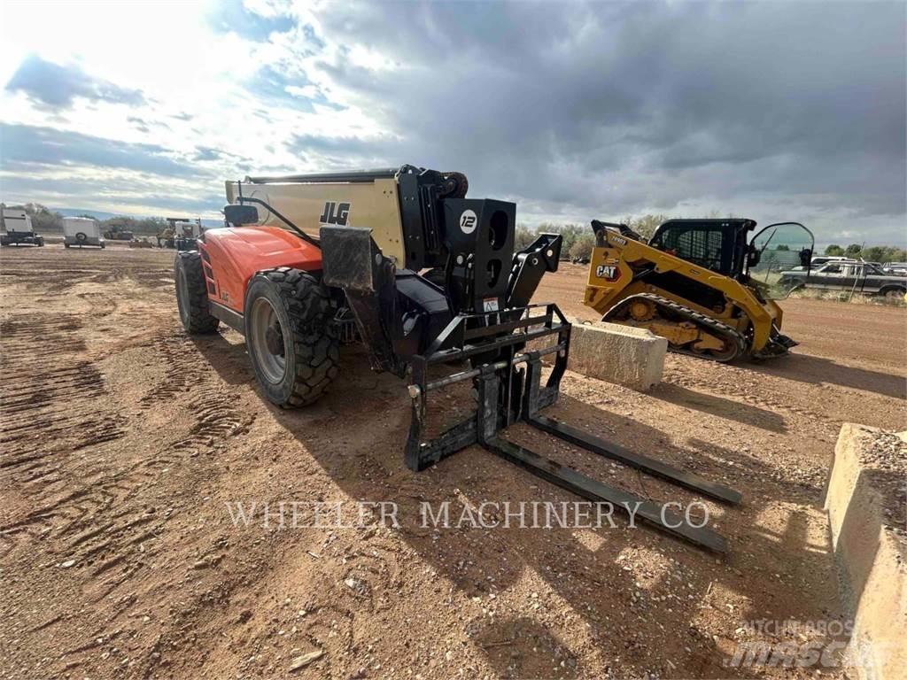 JLG 1255 텔러 핸들러