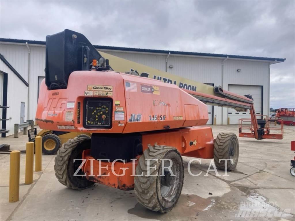 JLG 1350SJP 관절형 전동이동 리프트