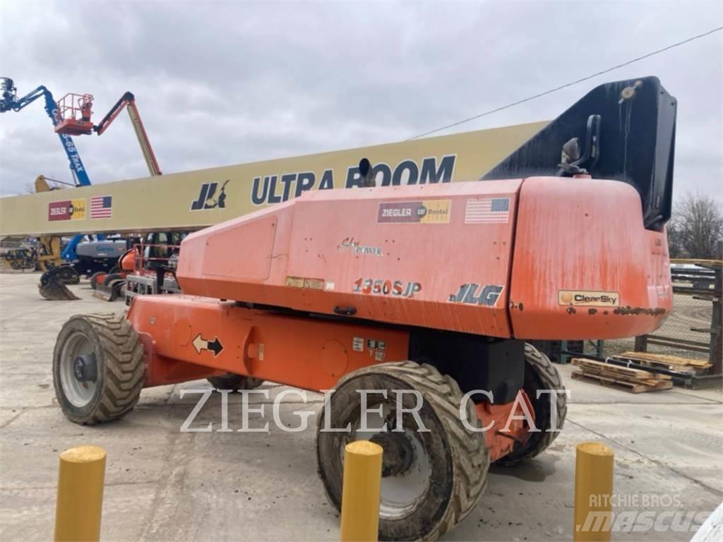 JLG 1350SJP 관절형 전동이동 리프트