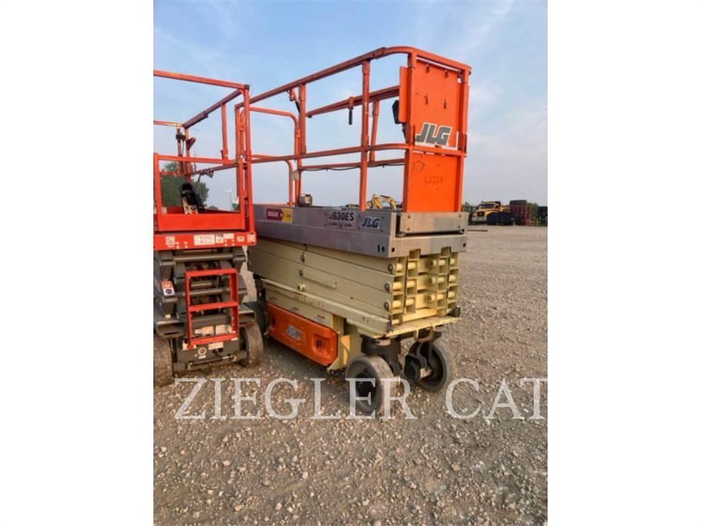 JLG 2630ES 가위형 리프트