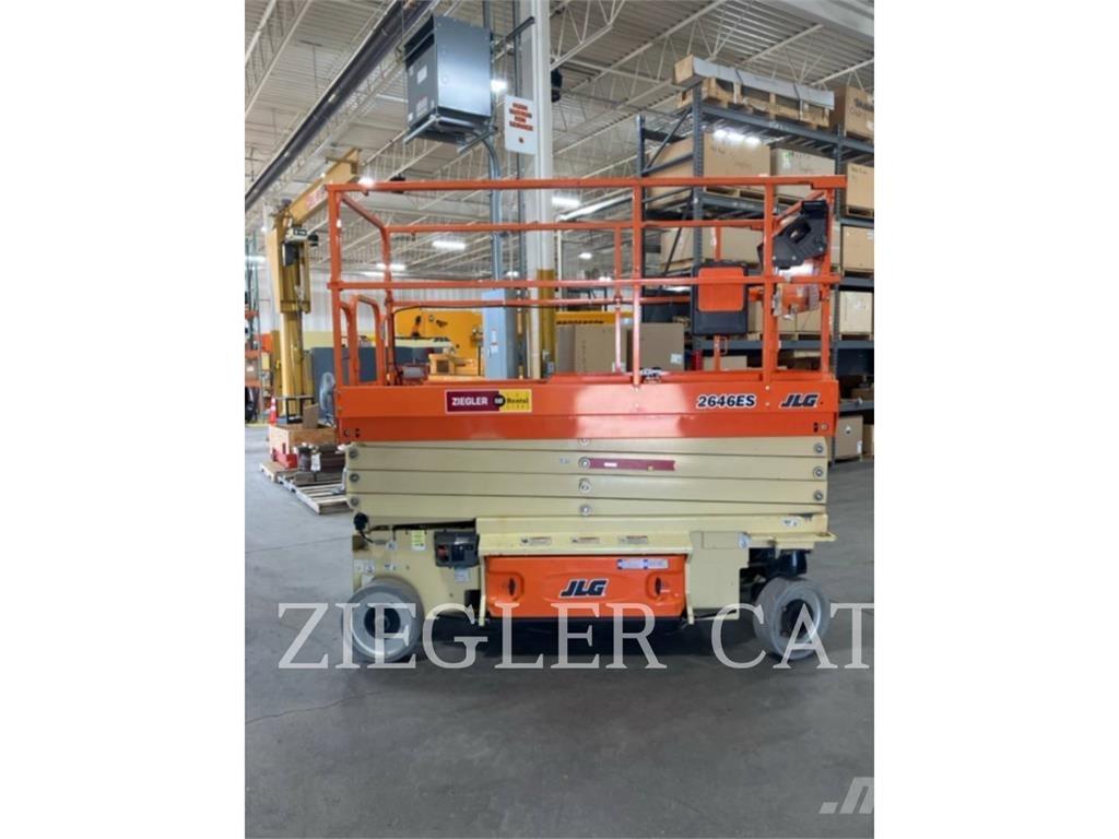 JLG 2646ES 가위형 리프트