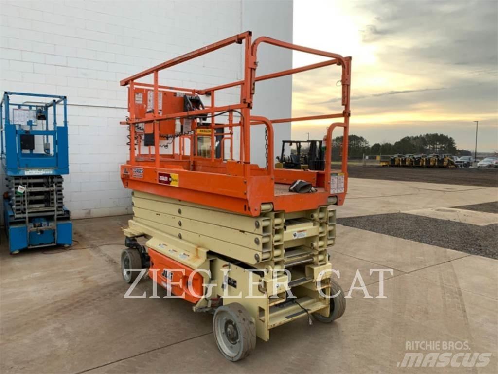 JLG 3246ES 가위형 리프트