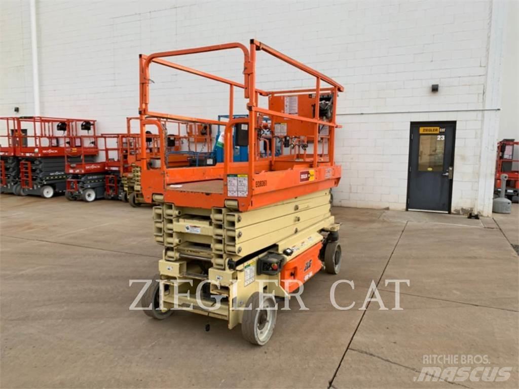 JLG 3246ES 가위형 리프트
