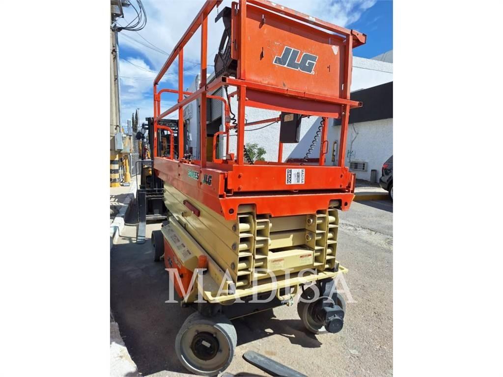 JLG 3246ES 가위형 리프트