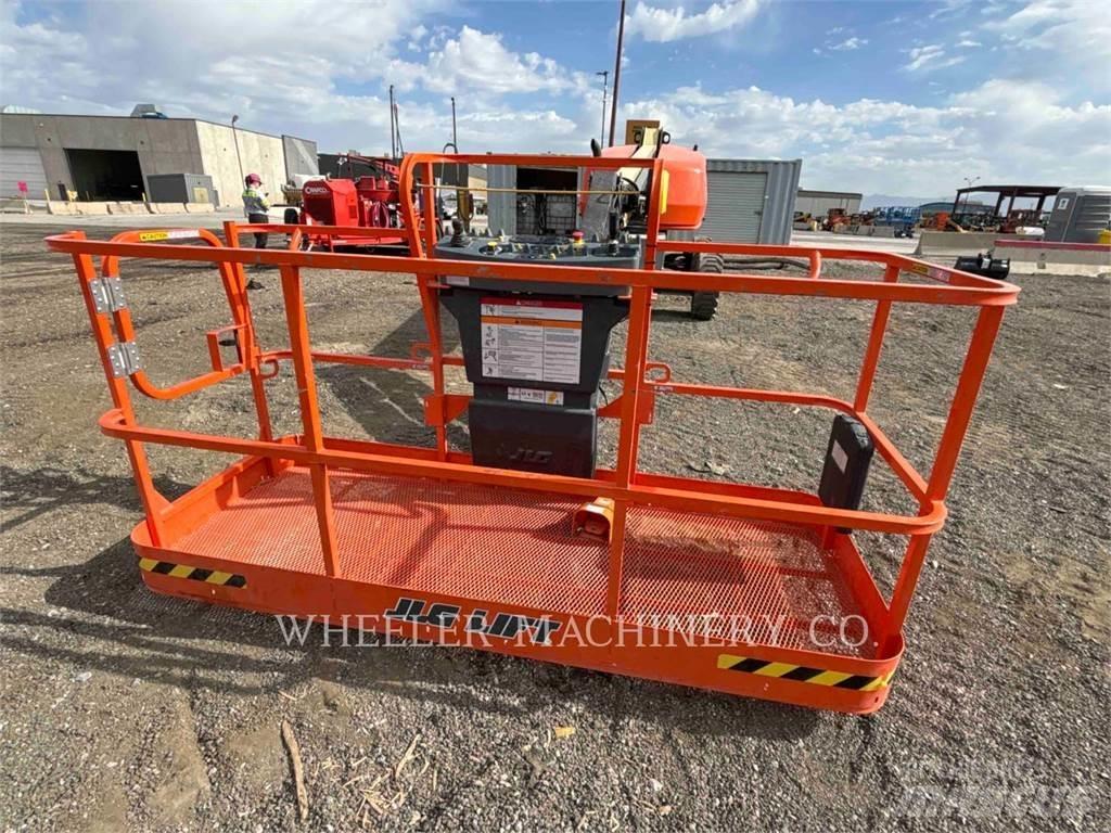 JLG 460SJ 관절형 전동이동 리프트