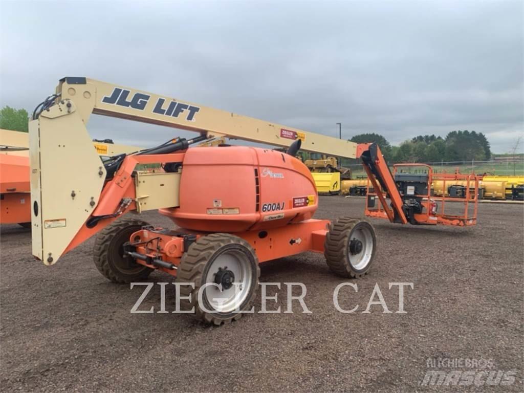 JLG 600AJ 관절형 전동이동 리프트