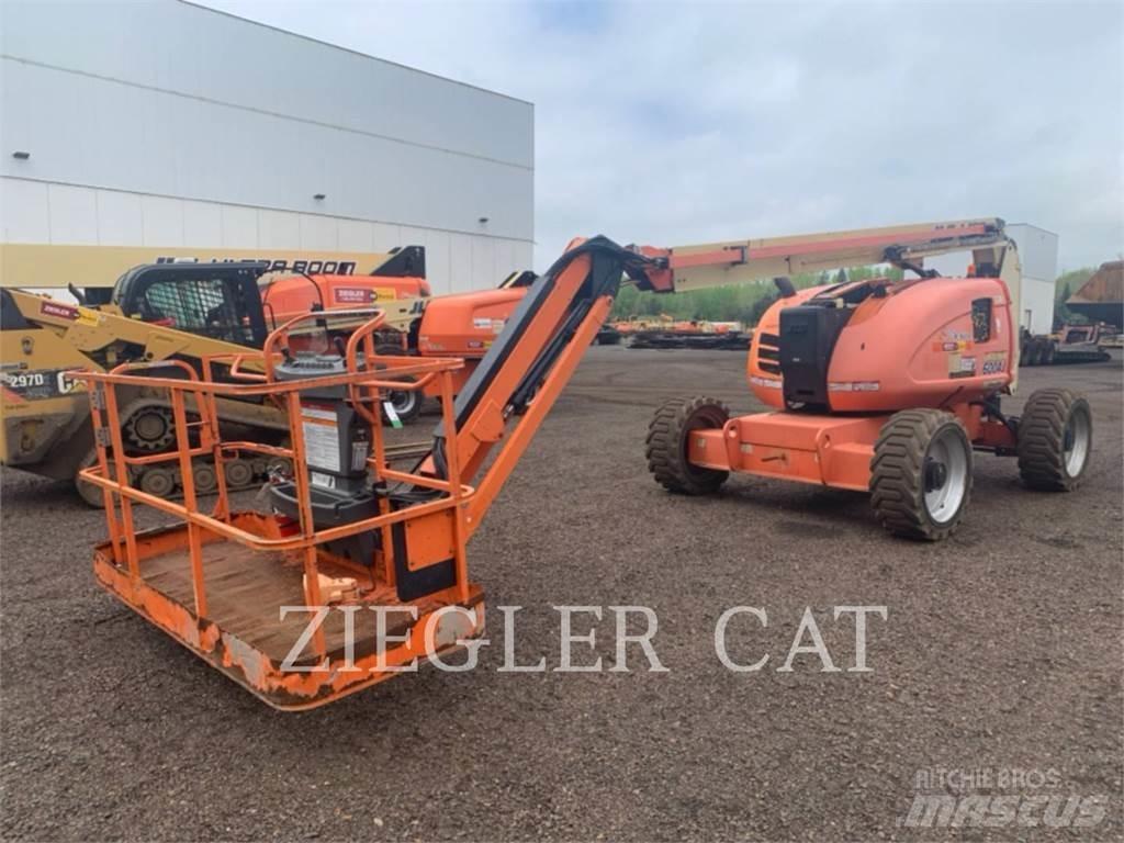 JLG 600AJ 관절형 전동이동 리프트