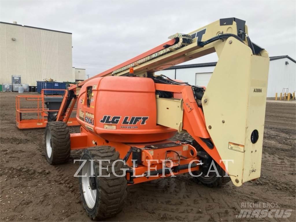 JLG 600AJ 관절형 전동이동 리프트