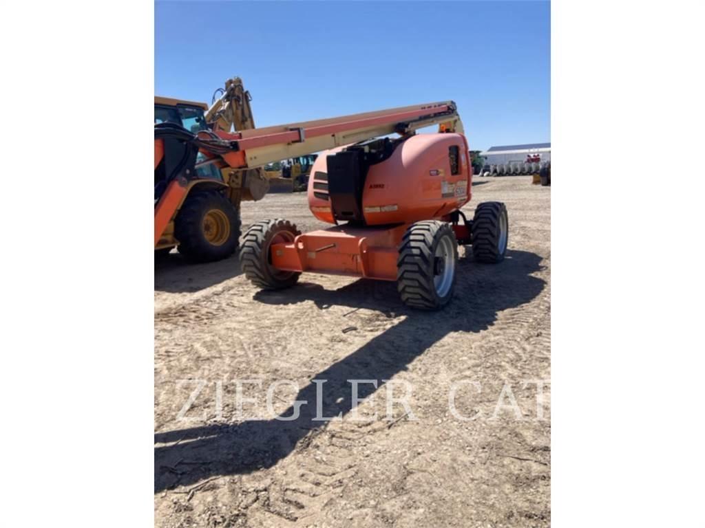 JLG 600AJ 관절형 전동이동 리프트