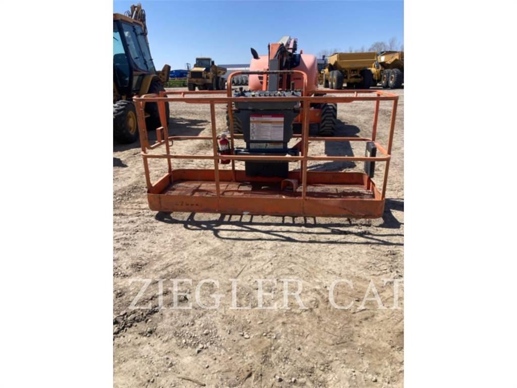 JLG 600AJ 관절형 전동이동 리프트