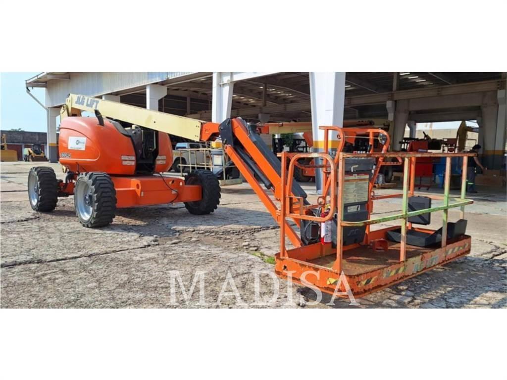 JLG 600AJ 관절형 전동이동 리프트
