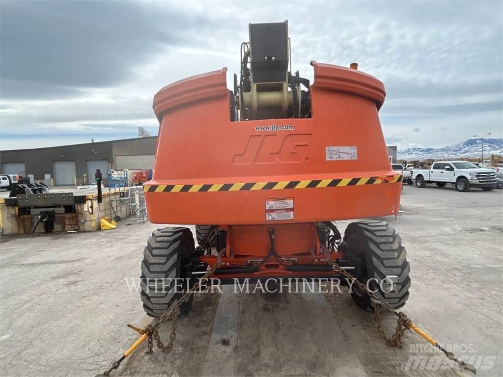 JLG 660SJ 관절형 전동이동 리프트