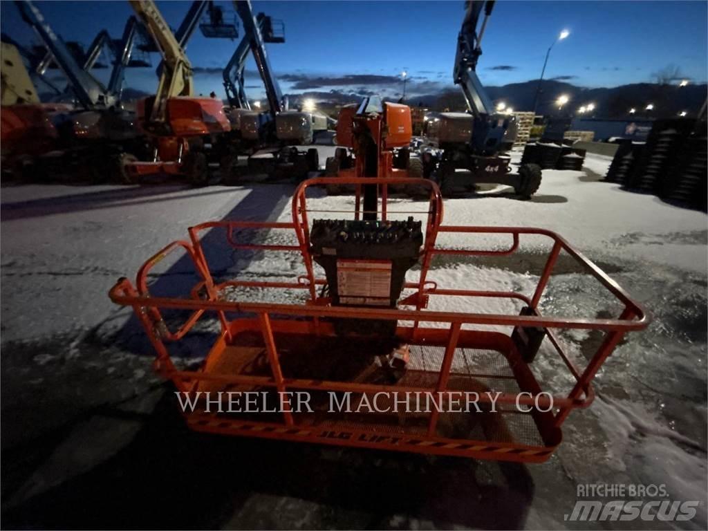 JLG 660SJ 관절형 전동이동 리프트