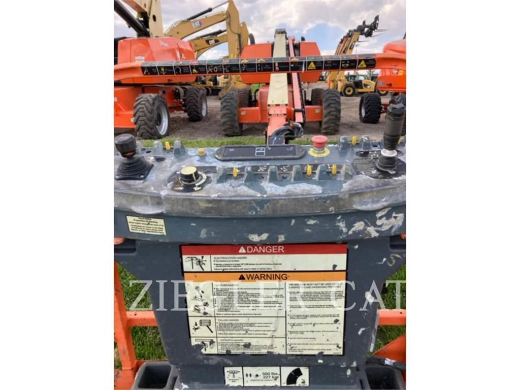 JLG 660SJ 관절형 전동이동 리프트